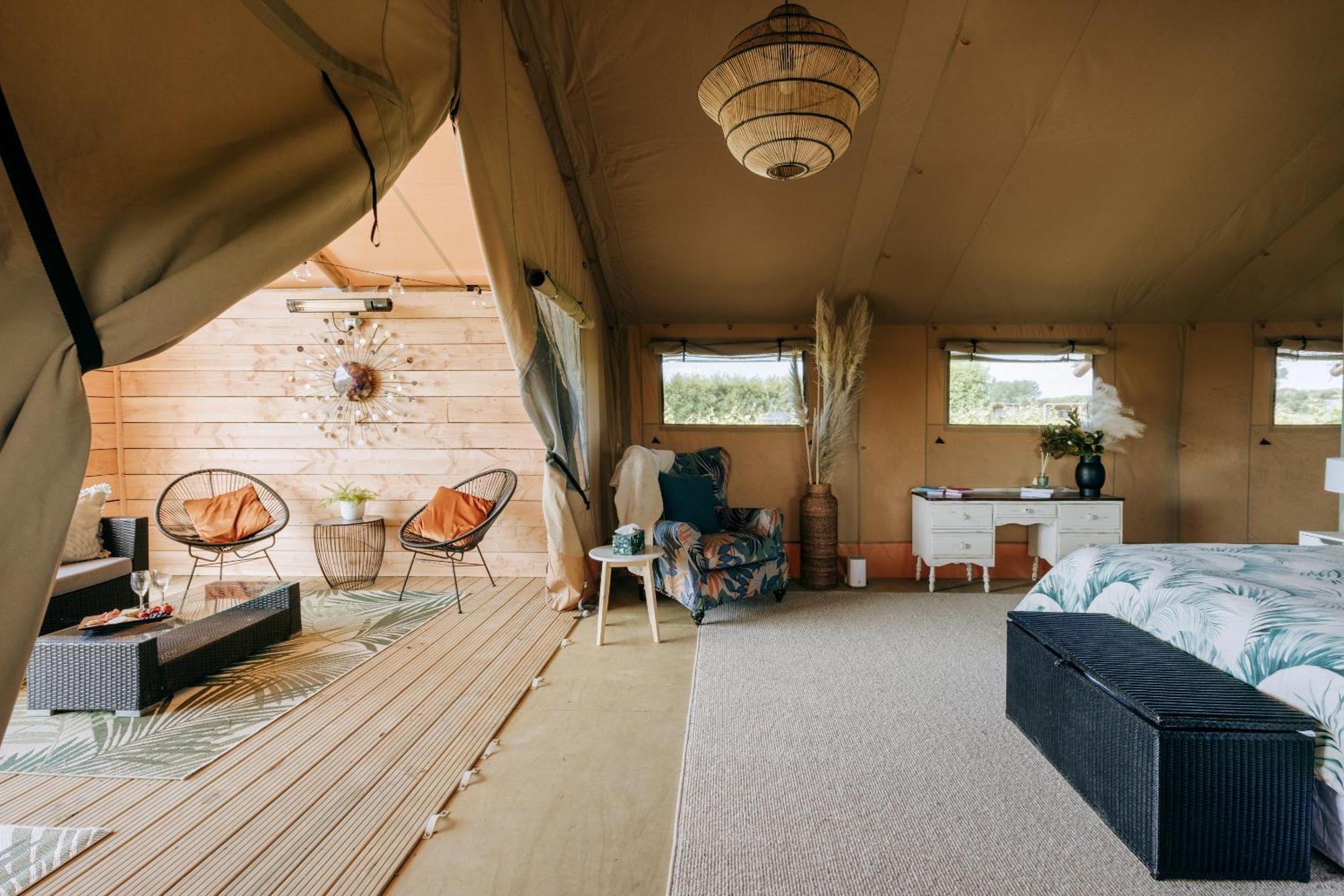 Villas & Vines Glamping Хейстингс Екстериор снимка