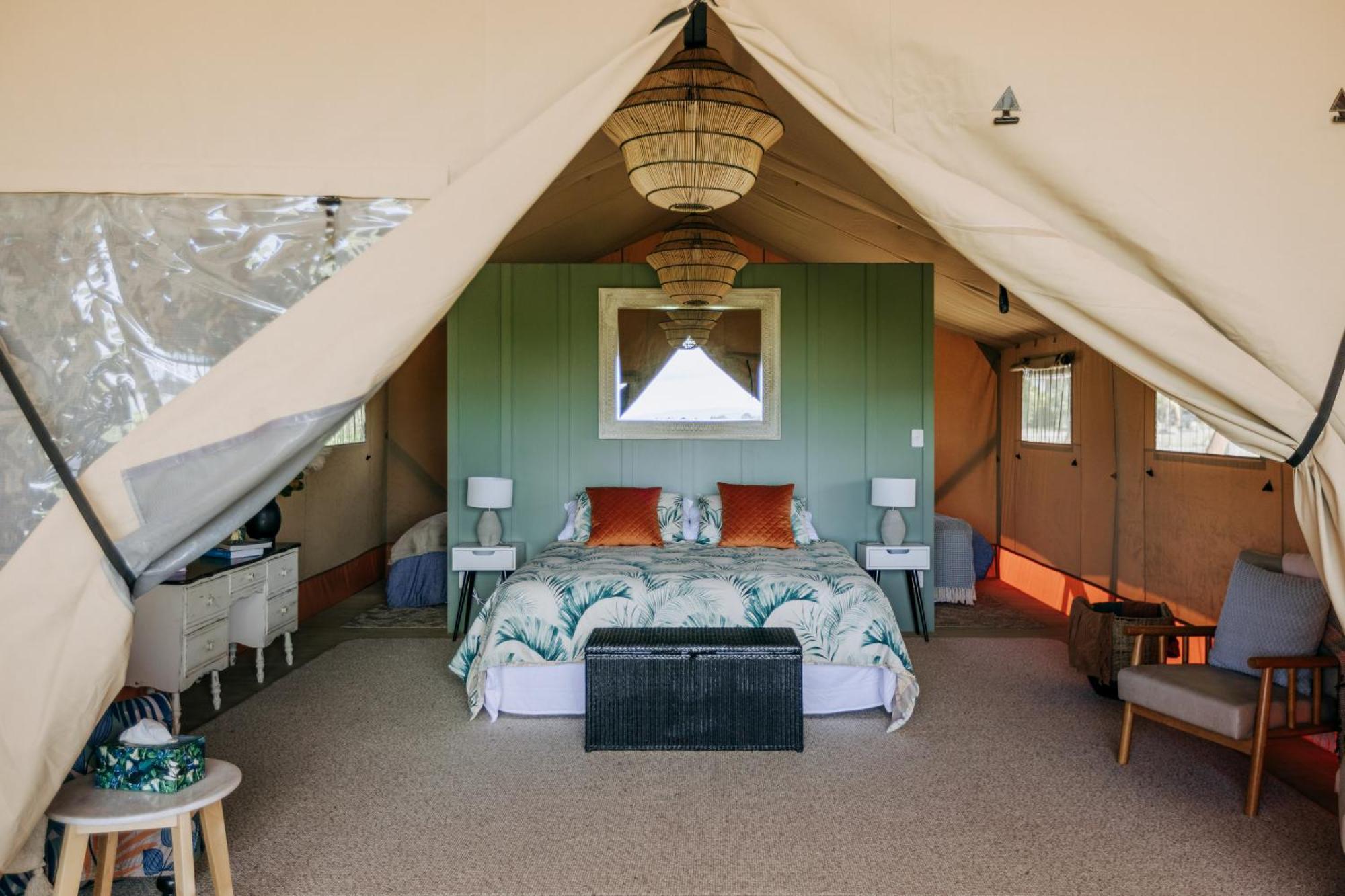 Villas & Vines Glamping Хейстингс Екстериор снимка